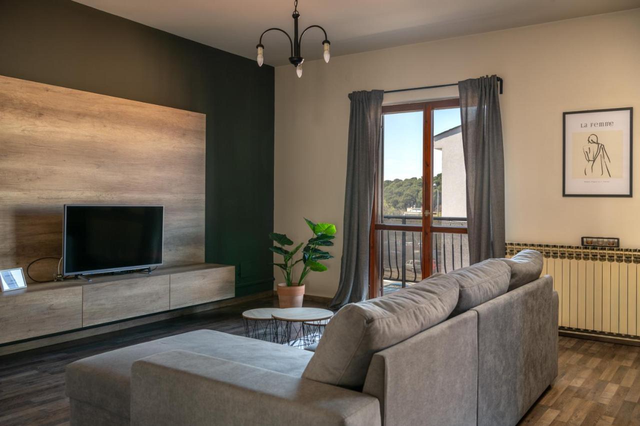 Amala Appartement Pula Buitenkant foto